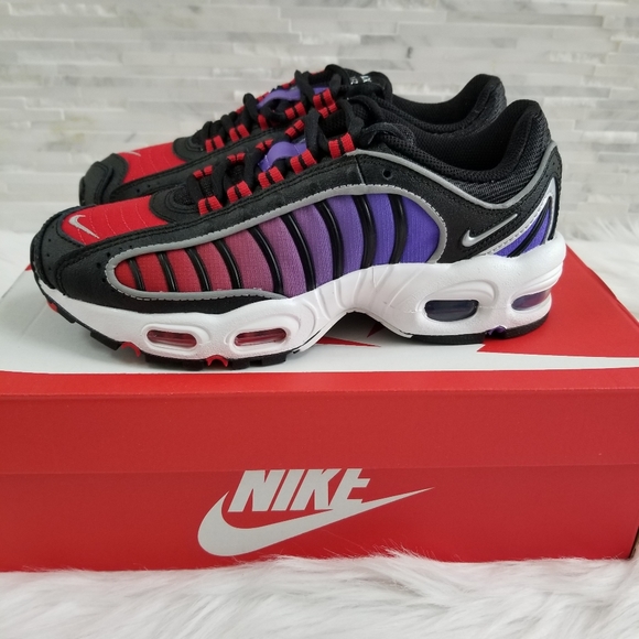 Nike Shoes - New NIKE Air Max Tailwind 4  Sneakers